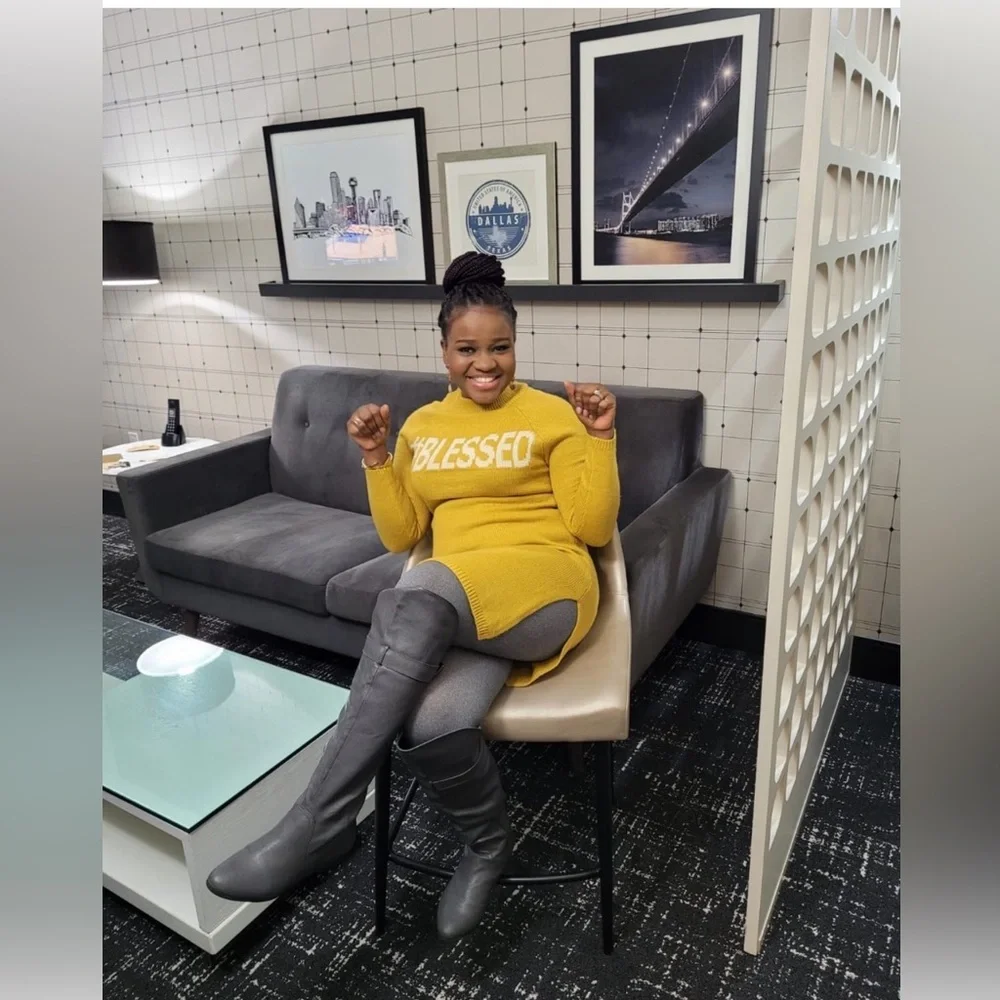 PJ IS LIVE!!! LUXURY SHARE SHOW IS LIVE NOW!!!! LOW START  LUX - Picture 13 of 16